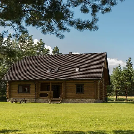 Pinnamaee Holiday House