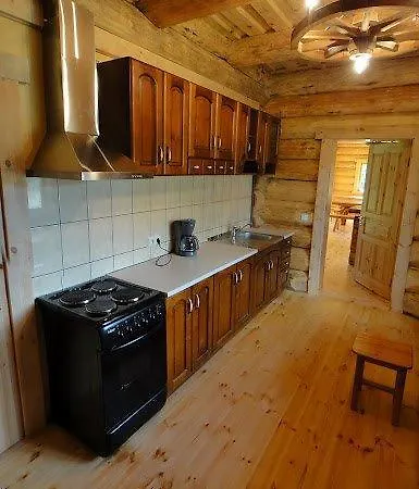 Nyaraló Pinnamaee House