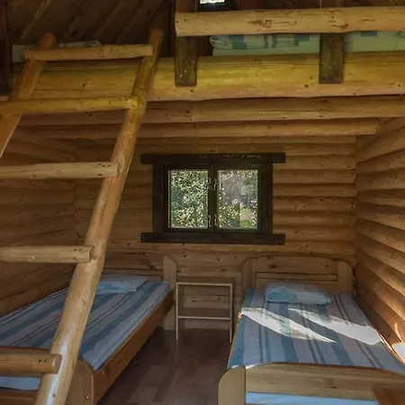 Nyaraló Pinnamaee House *